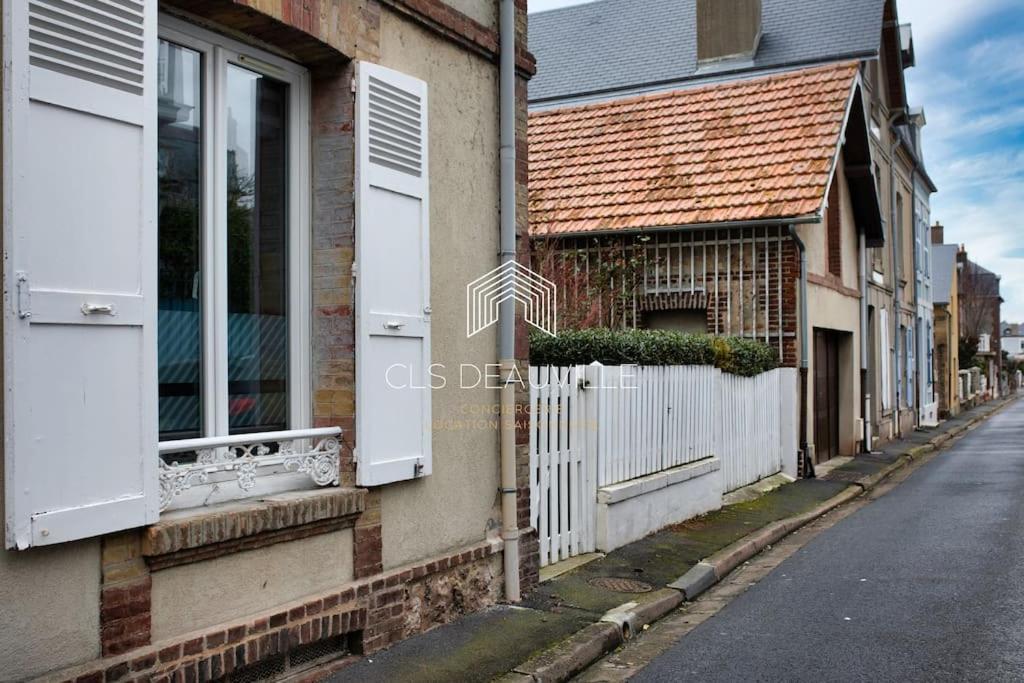 Le Villervillais Cls Deauville Вилервил Екстериор снимка